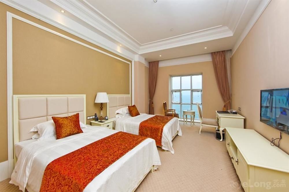 Blue Sky Hotel Yantai Exterior foto